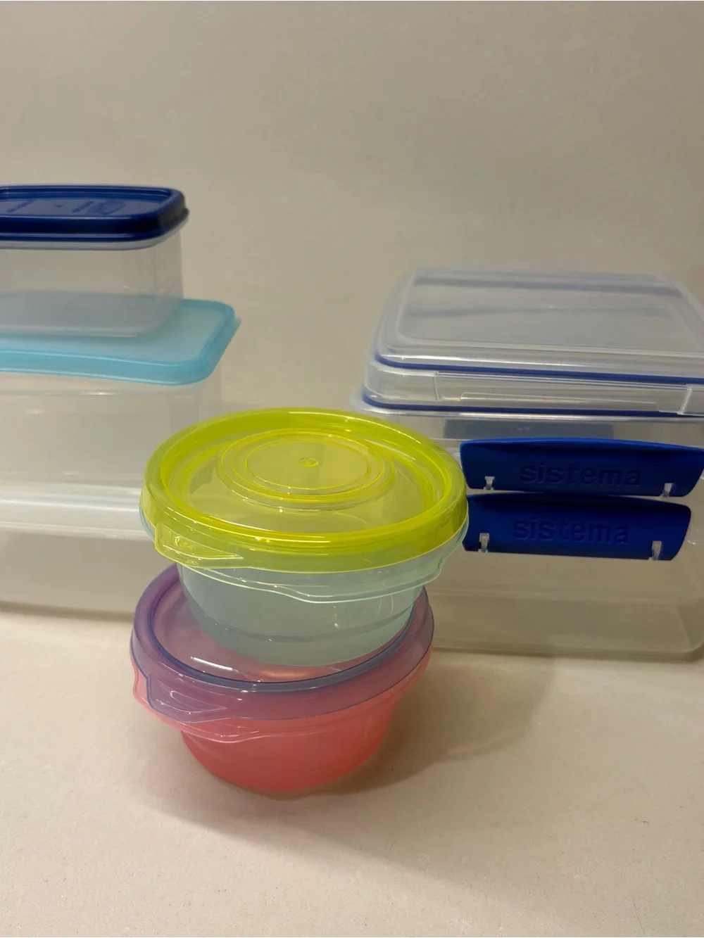 7 Piece Mixed Color Food Storage Containers - Multi-Color bundle